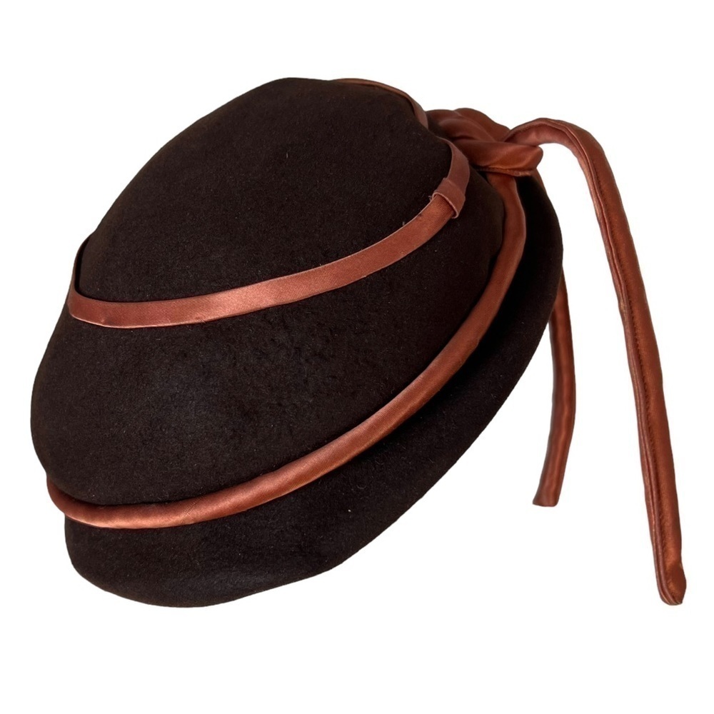 Delle Donne New York Cloche Hat Malson Felt - Tan & Brown RARE VINTAGE